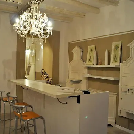 Oisife Apartment *